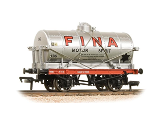 Bachmann Branchline 37-680B [OO] 1:76 14T Tank Wagon 'Fina' Silver