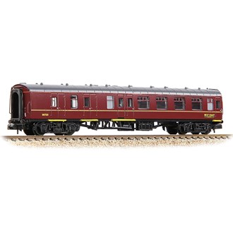 Graham Farish 374-199 [N] 1:148 Mk1 BSK Brake Second Corridor in WCRC Maroon